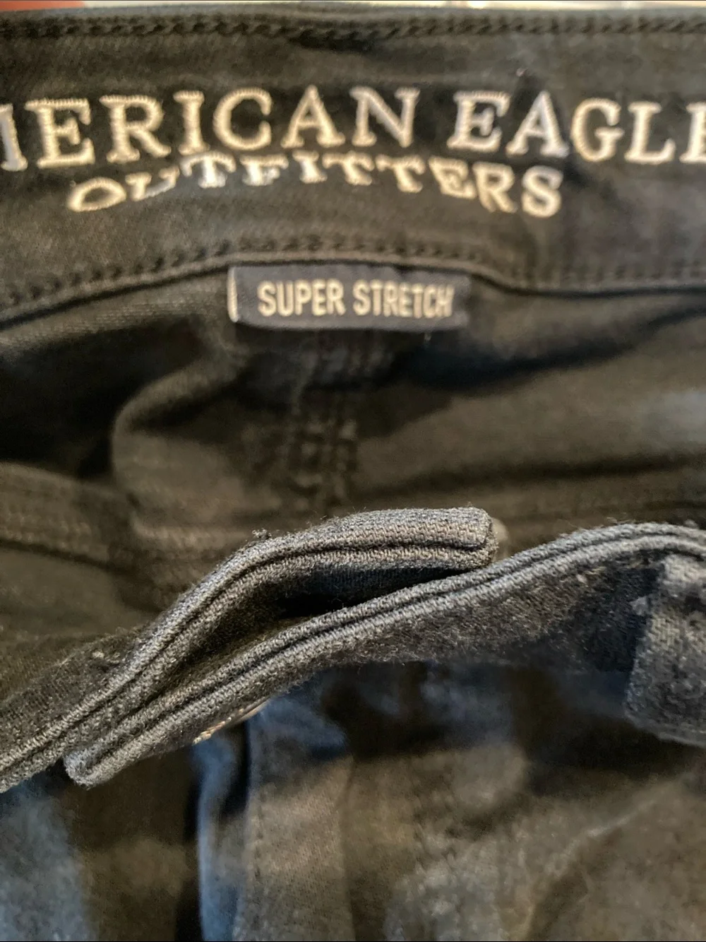 Women’s American Eagle Super Stretch MIDI black jean shorts size 0